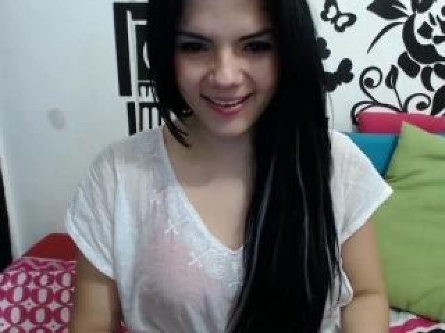CutexFace Webcam Hot Latina Female Brunette Brown Eyes Pussy
