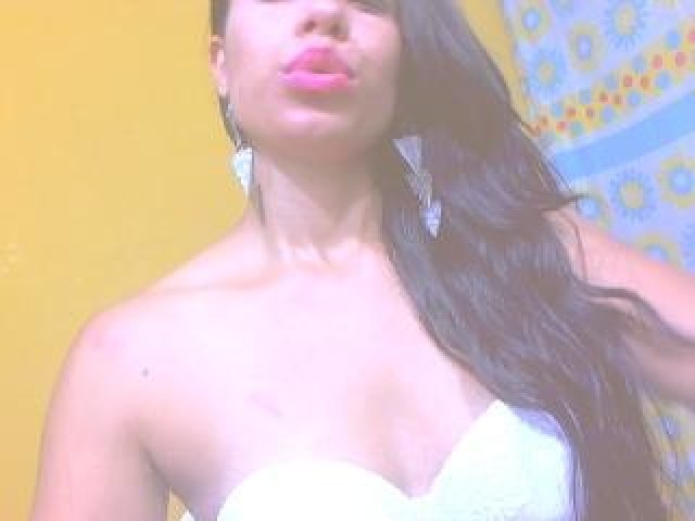JohanneLatine Latino Private Brown Eyes Webcam Sexy Hispanic Female Tits