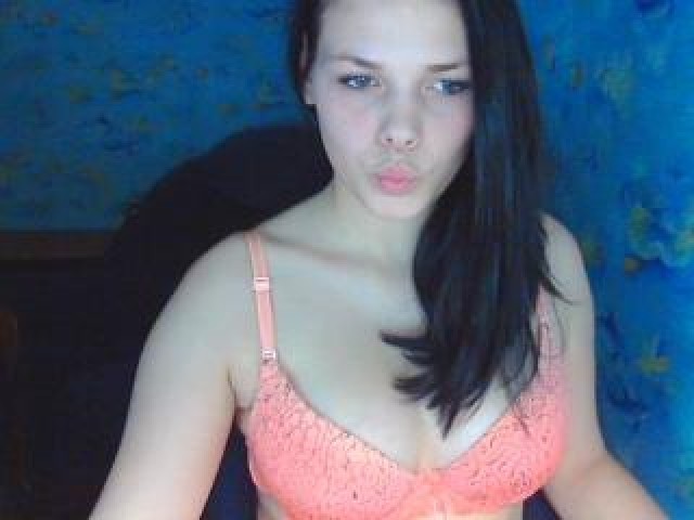 Pozeeetivik Green Eyes Teen Latino Brunette Tits Female Shaved Pussy