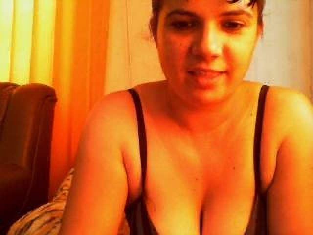 Pure_love69 Cute Babe Brunette Medium Tits Shaved Pussy Latina